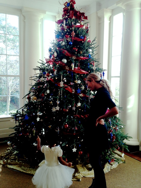 Blue-Ivy-White-House-Christmas-tree