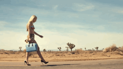 Iggy Azalea Work Walk