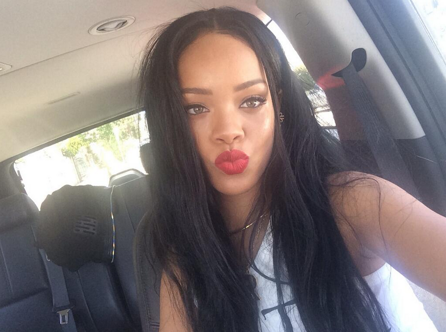 Best Rihanna Pics Since Deleting Her Instagram The Urban Daily