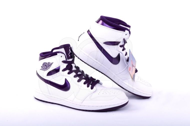 Air Jordan 1 “Metallic Purple”