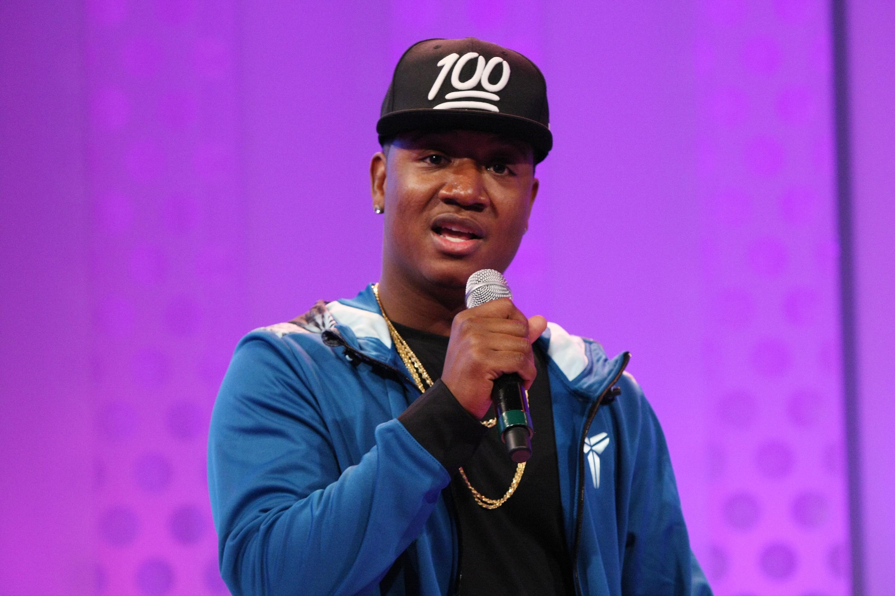 LOL Twitter Hilariously Reacts To Yung Joc s New Hairstyle The Urban