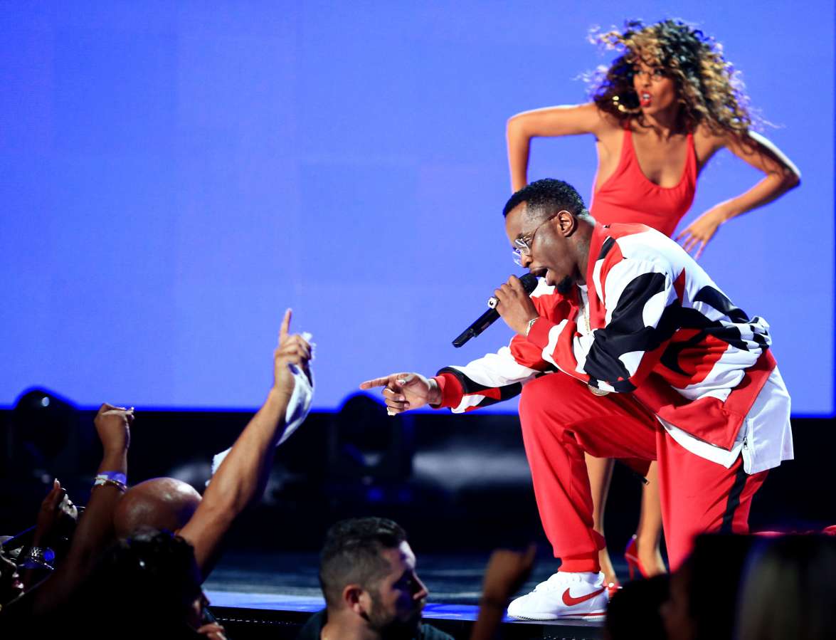 2015 BET Awards - Show
