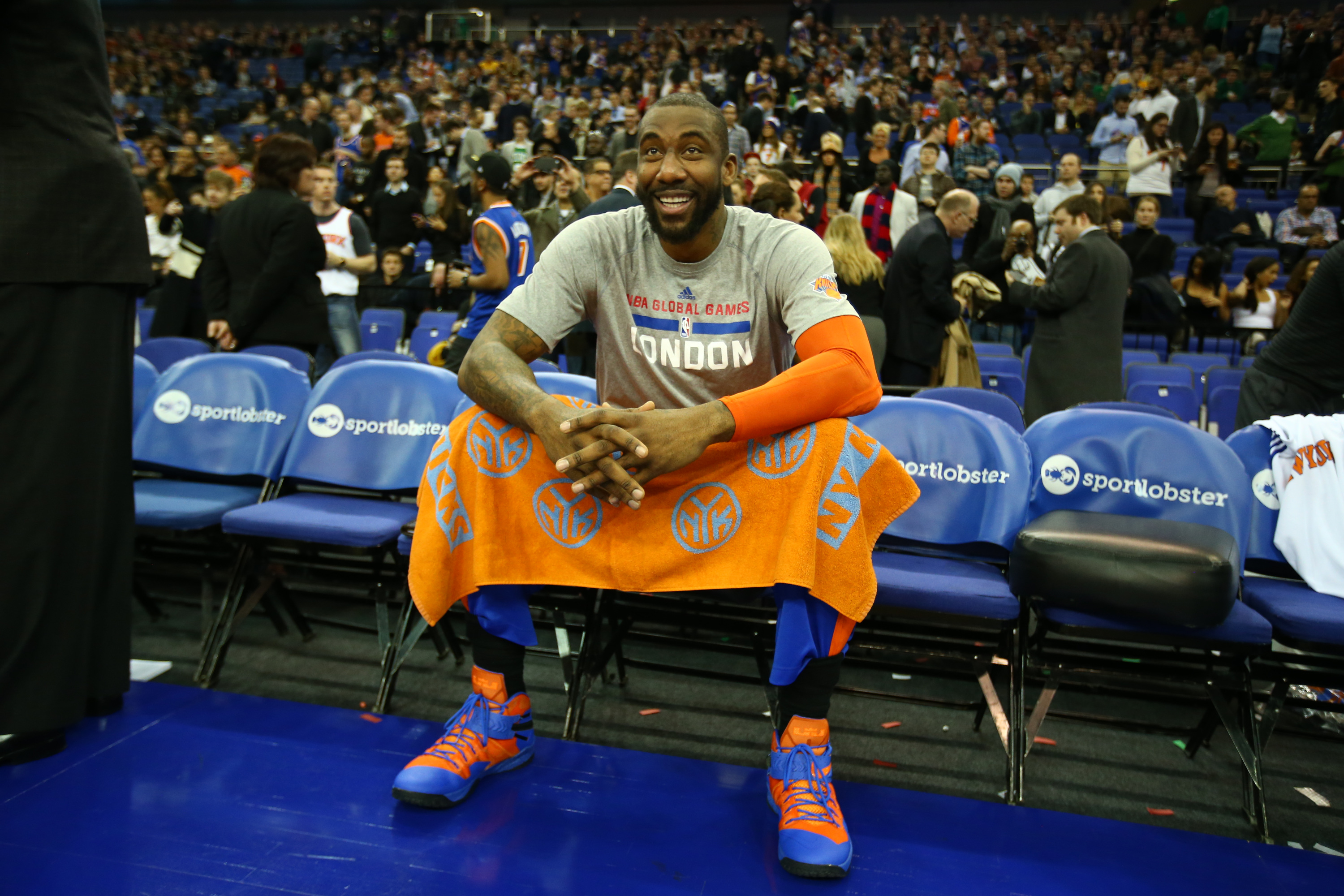 2015 Global Games - New York Knicks v Milwaukee Bucks