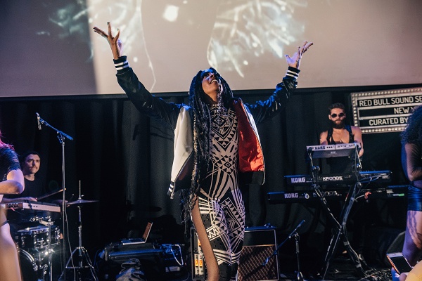 Dawn Richard Hands Up